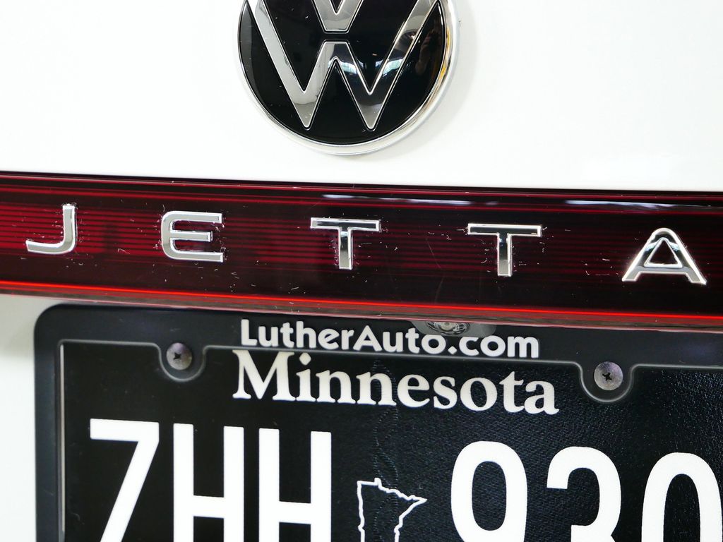 Thumbnail: 2025 Volkswagen Jetta - 12