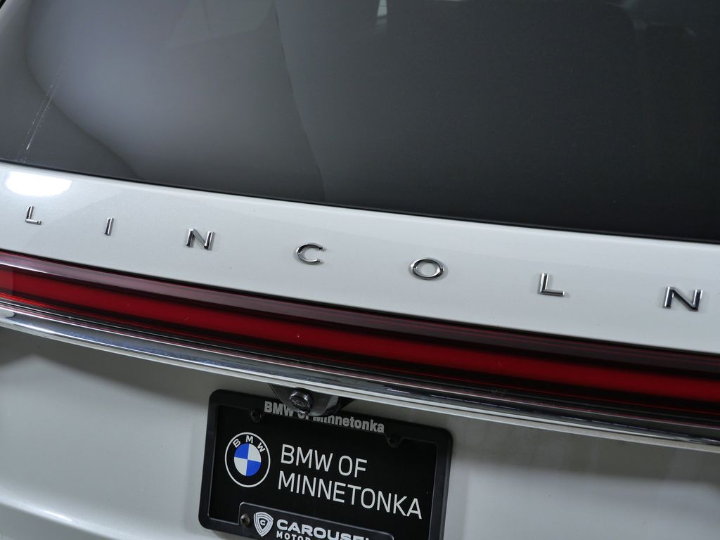 Thumbnail: 2023 Lincoln Aviator - 12