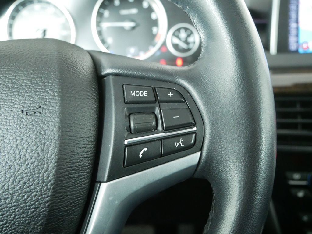 Thumbnail: 2015 BMW X5 - 38