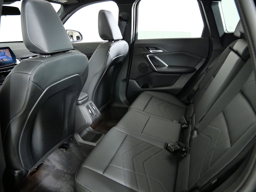 Thumbnail: 2025 BMW X1 - 34