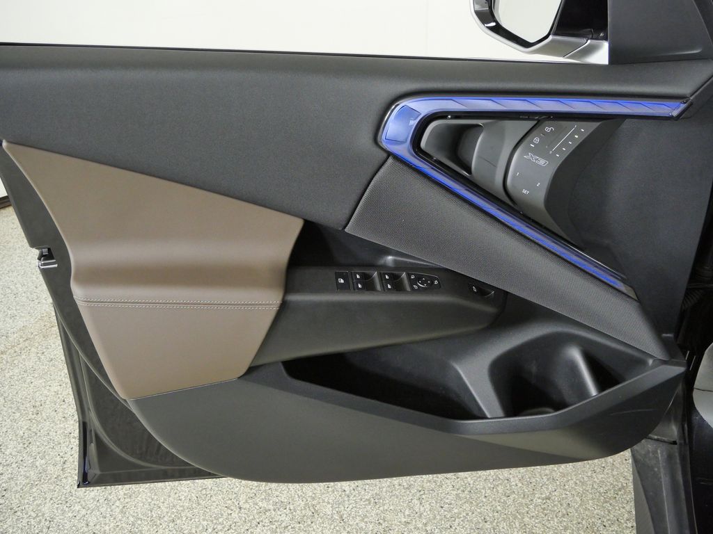 Thumbnail: 2025 BMW X3 - 37