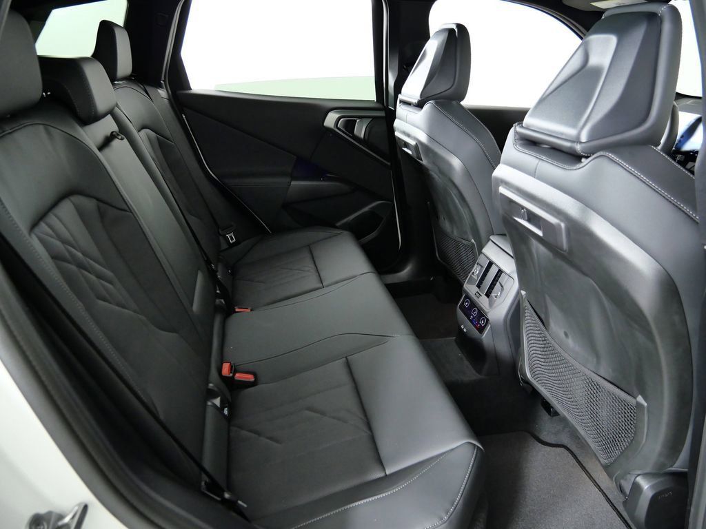 Thumbnail: 2026 BMW X3 - 27