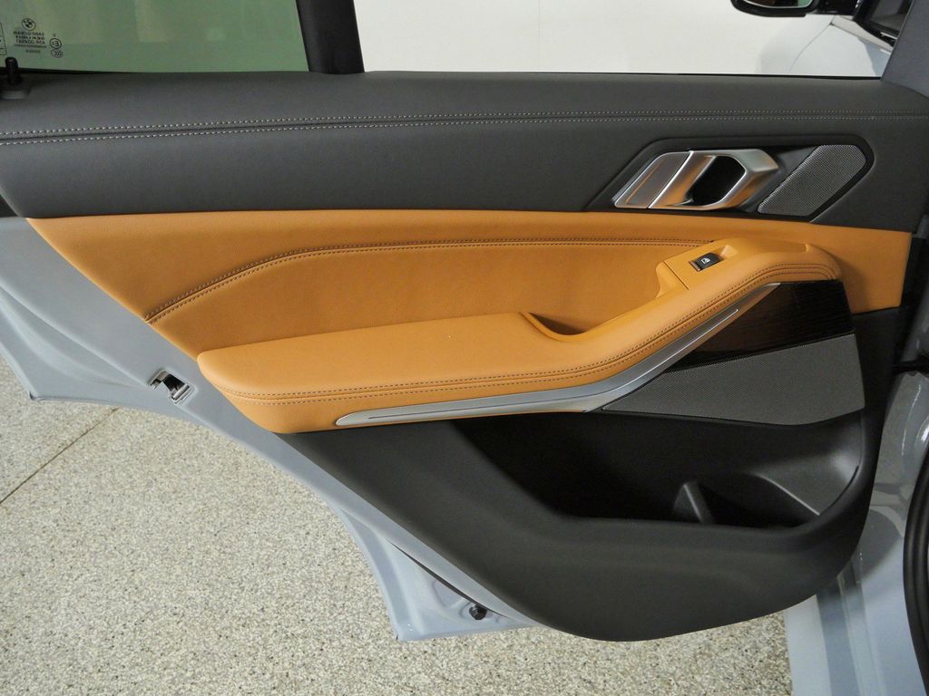 Thumbnail: 2026 BMW X5 - 31