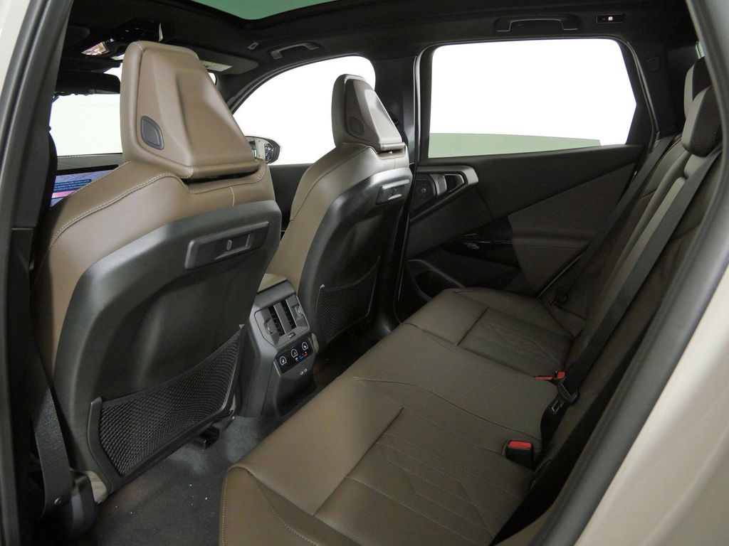 Thumbnail: 2026 BMW X3 - 30