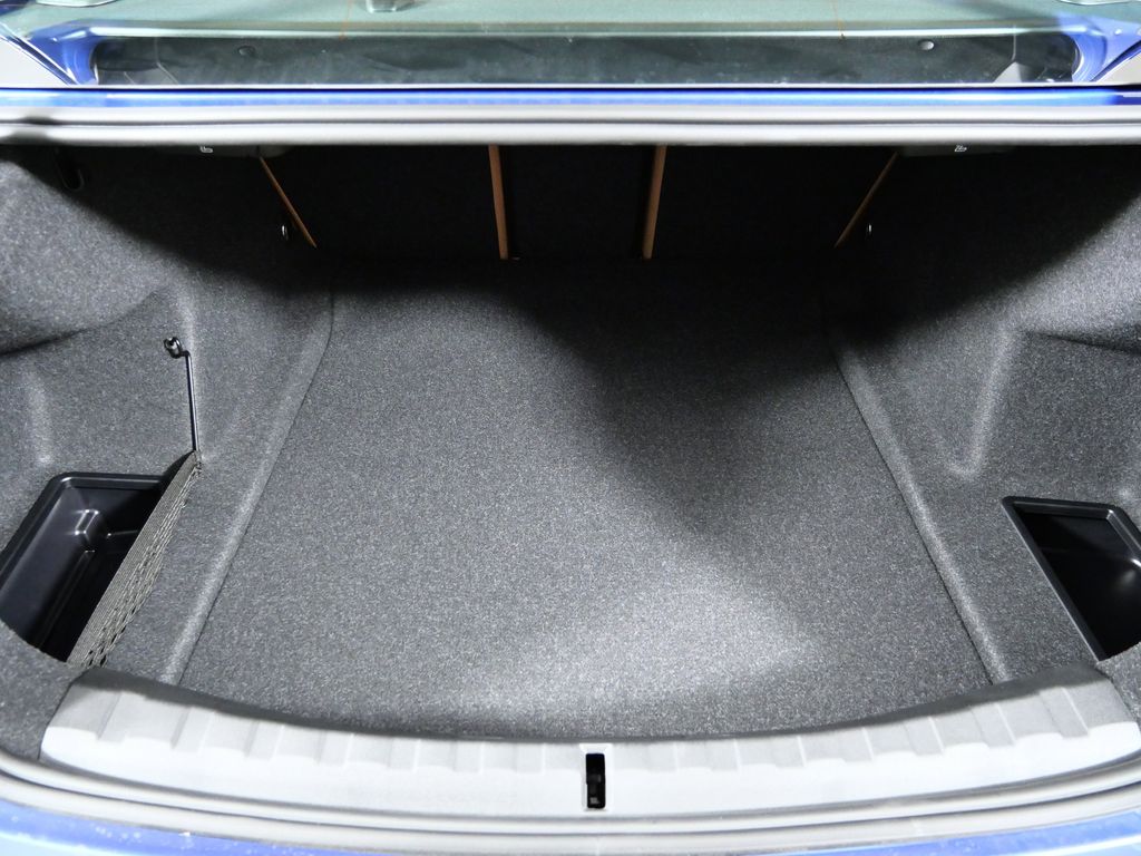 Thumbnail: 2026 BMW 3 Series - 27