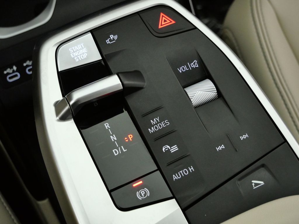 Thumbnail: 2024 BMW X1 - 50