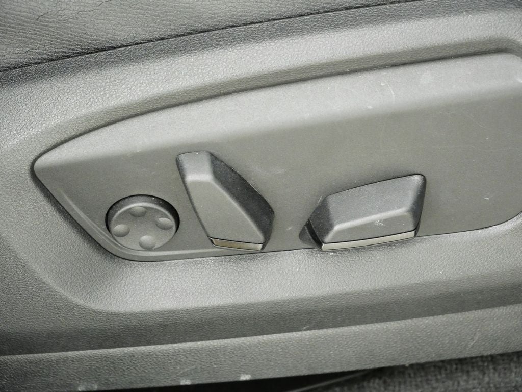 Thumbnail: 2018 BMW X5 - 23