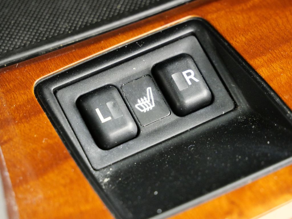 Thumbnail: 2011 Toyota Camry - 45