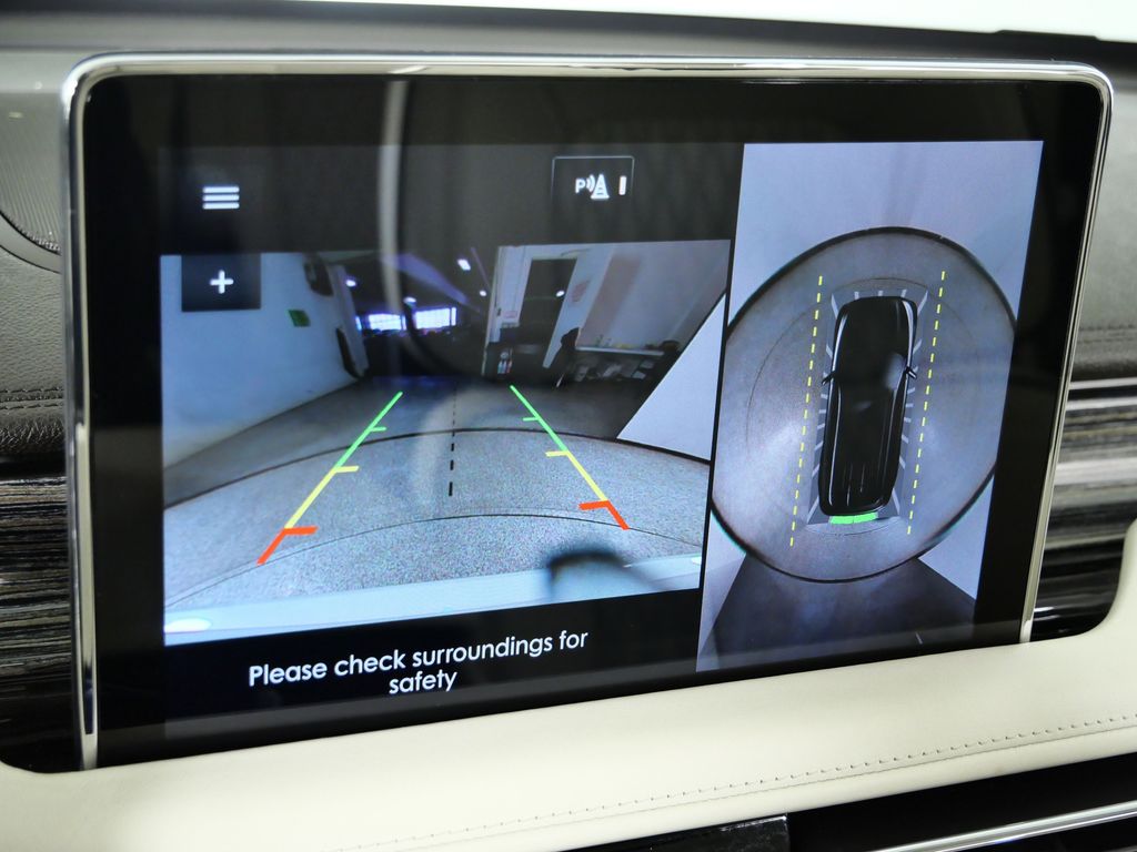 Thumbnail: 2020 Lincoln Aviator - 50