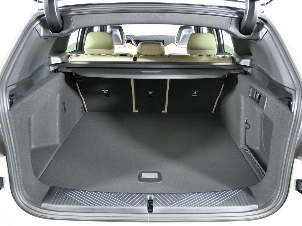 Thumbnail: 2026 BMW X3 - 25