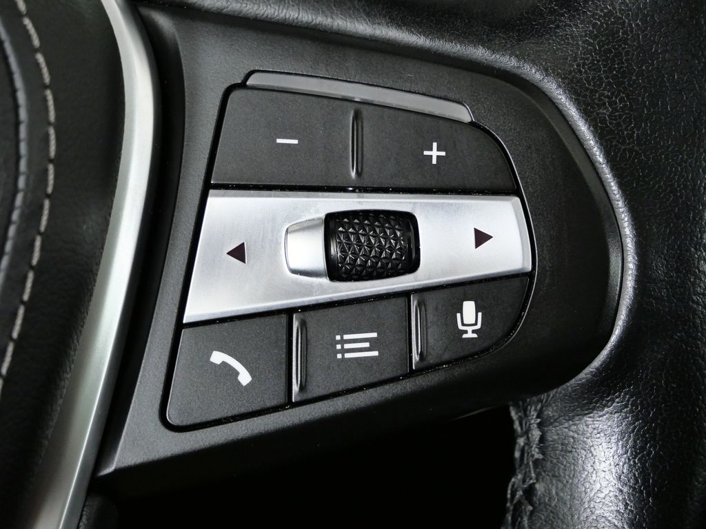 Thumbnail: 2020 BMW X5 - 42