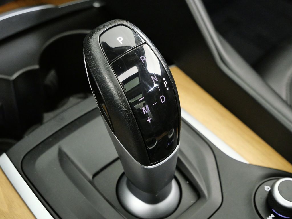 Thumbnail: 2017 Alfa Romeo Giulia - 46