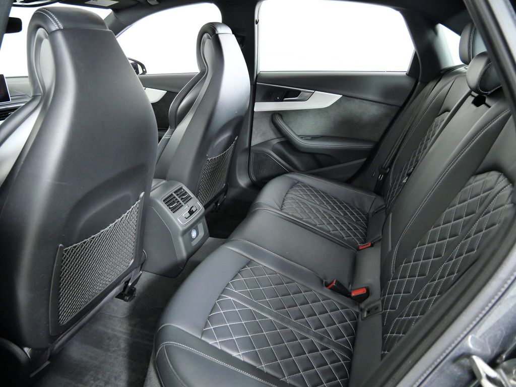 Thumbnail: 2018 Audi S4 - 31