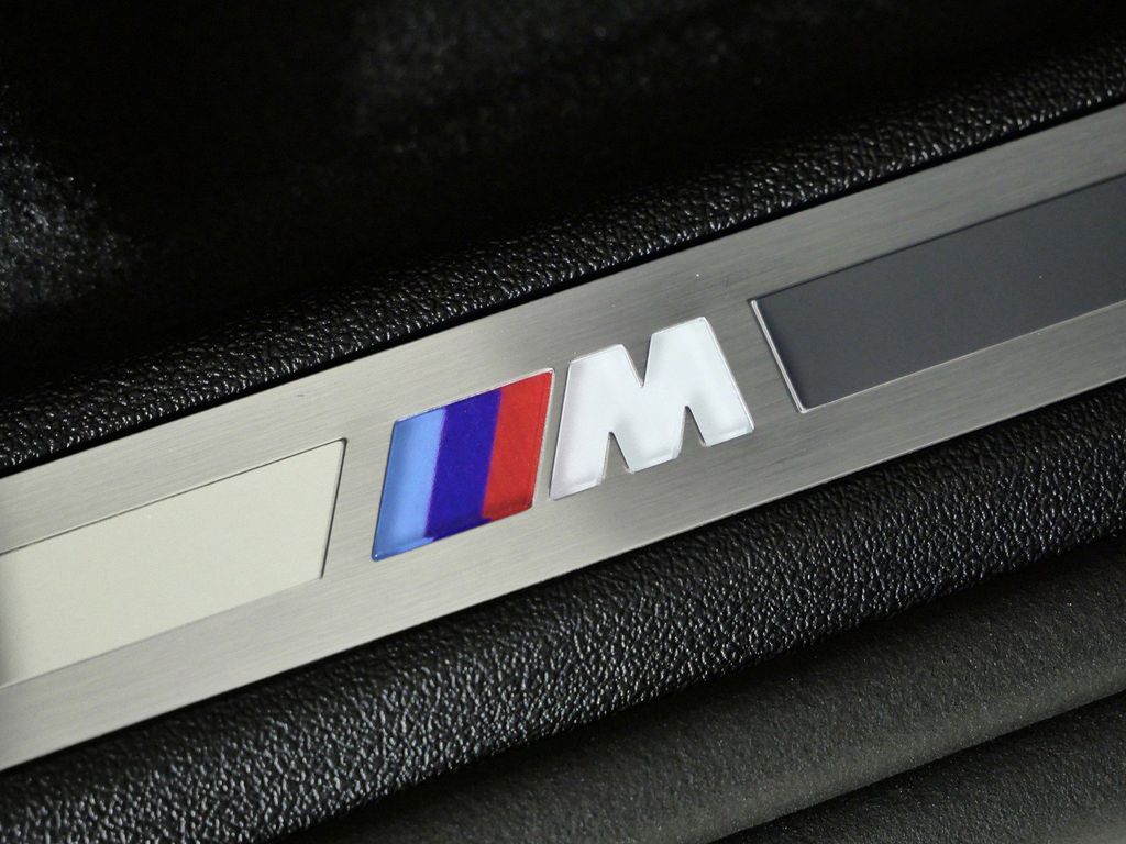 Thumbnail: 2026 BMW X5 - 23