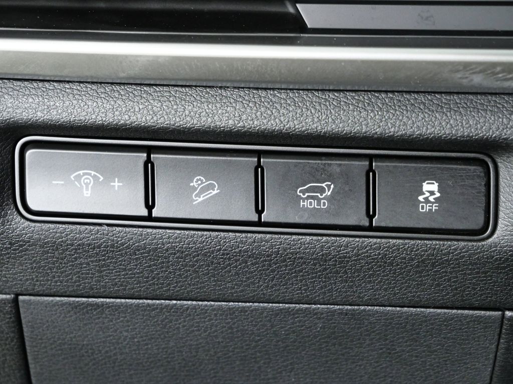 Thumbnail: 2023 Kia Telluride - 38