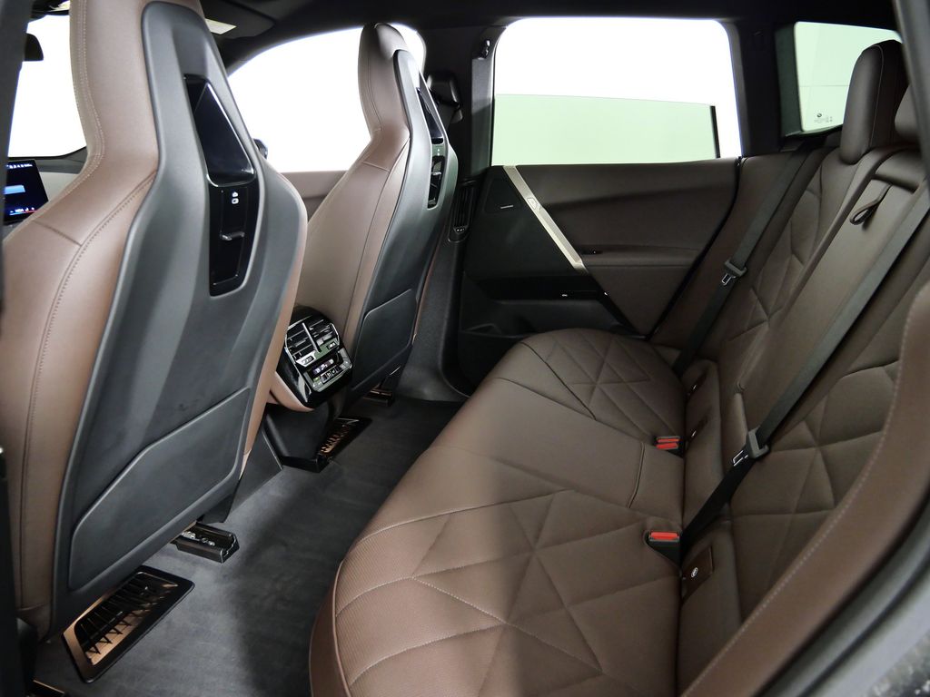 Thumbnail: 2025 BMW iX - 35