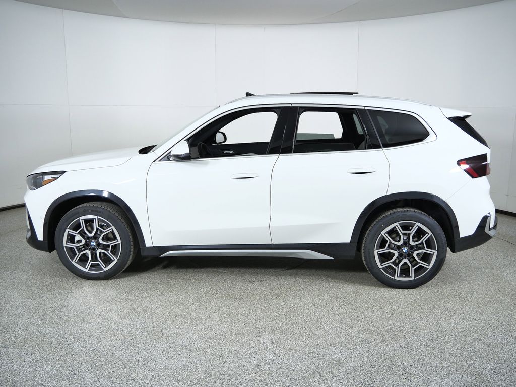 Thumbnail: 2026 BMW X1 - 15