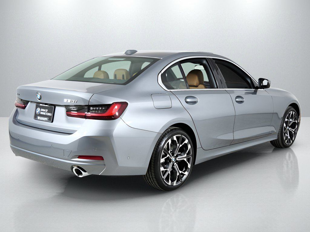 Thumbnail: 2026 BMW 3 Series - 10