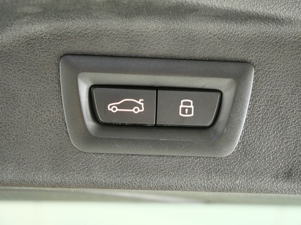 Thumbnail: 2023 BMW X7 - 37