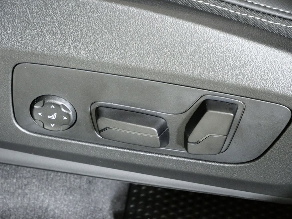 Thumbnail: 2026 BMW X1 - 37