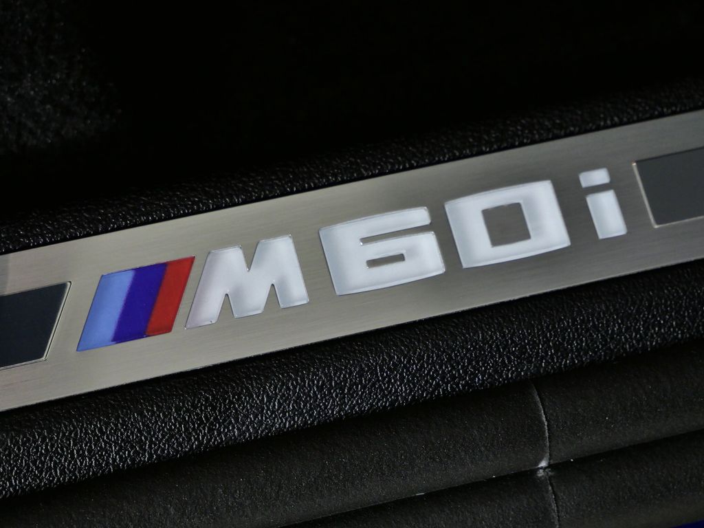 Thumbnail: 2026 BMW X7 - 23