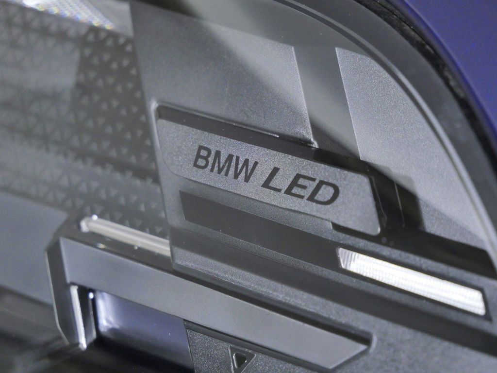 Thumbnail: 2026 BMW X5 - 4