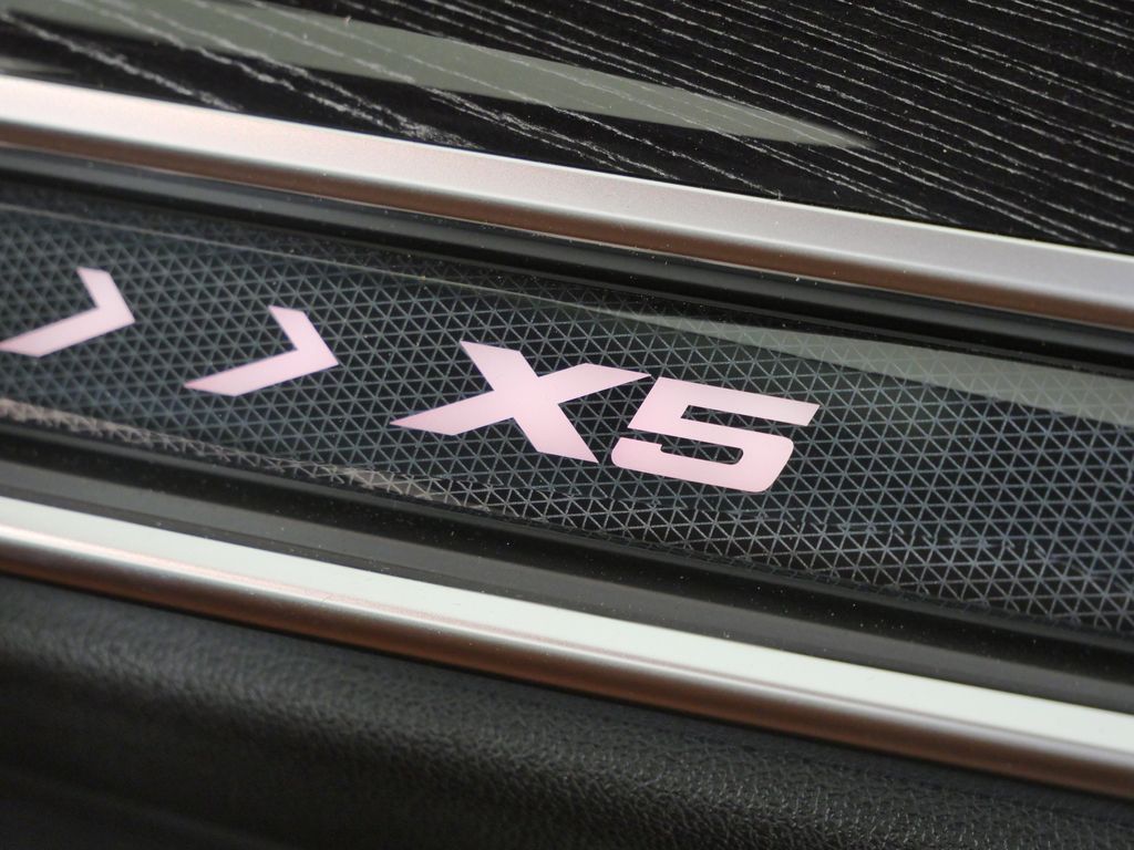 Thumbnail: 2026 BMW X5 - 24
