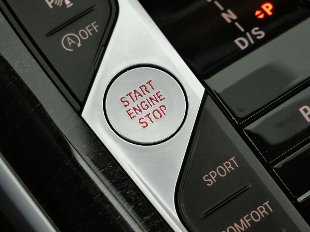 Thumbnail: 2023 BMW 3 Series - 50