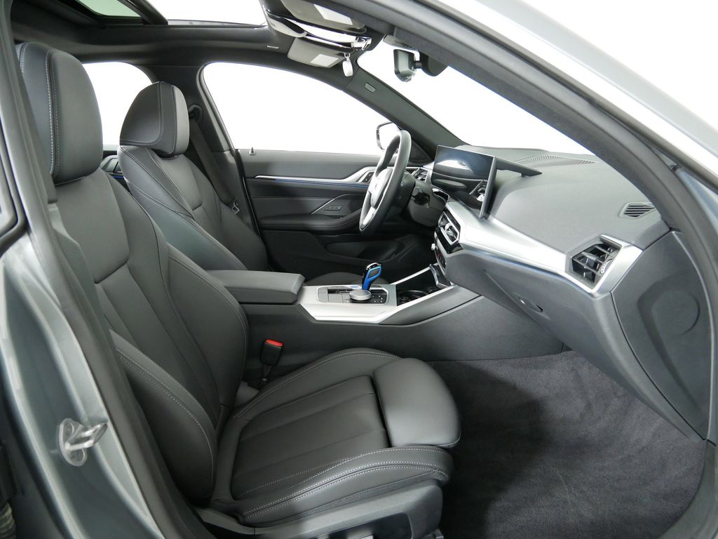 Thumbnail: 2023 BMW i4 - 24