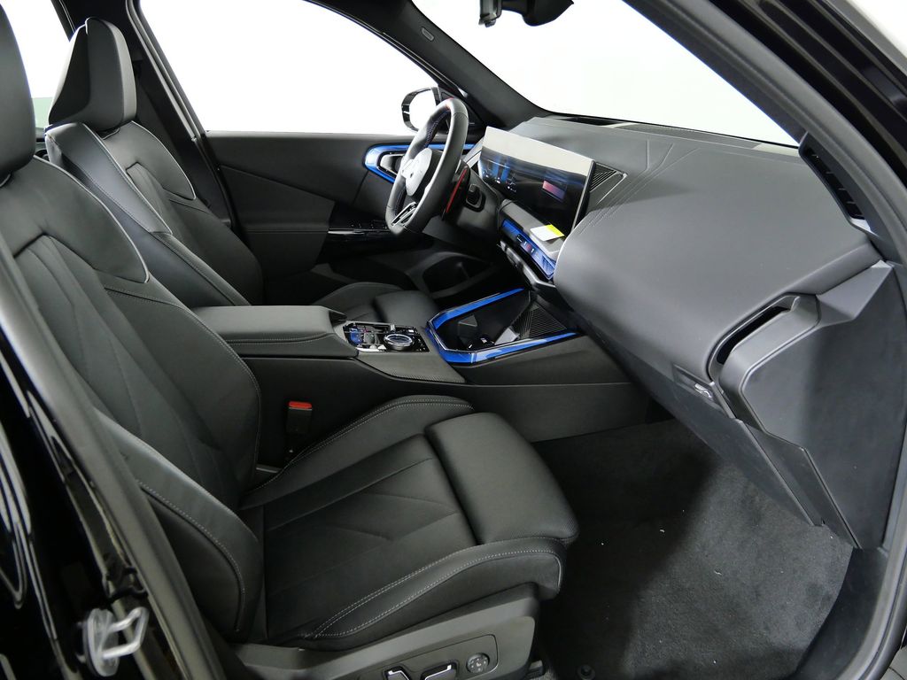 Thumbnail: 2026 BMW X3 - 21