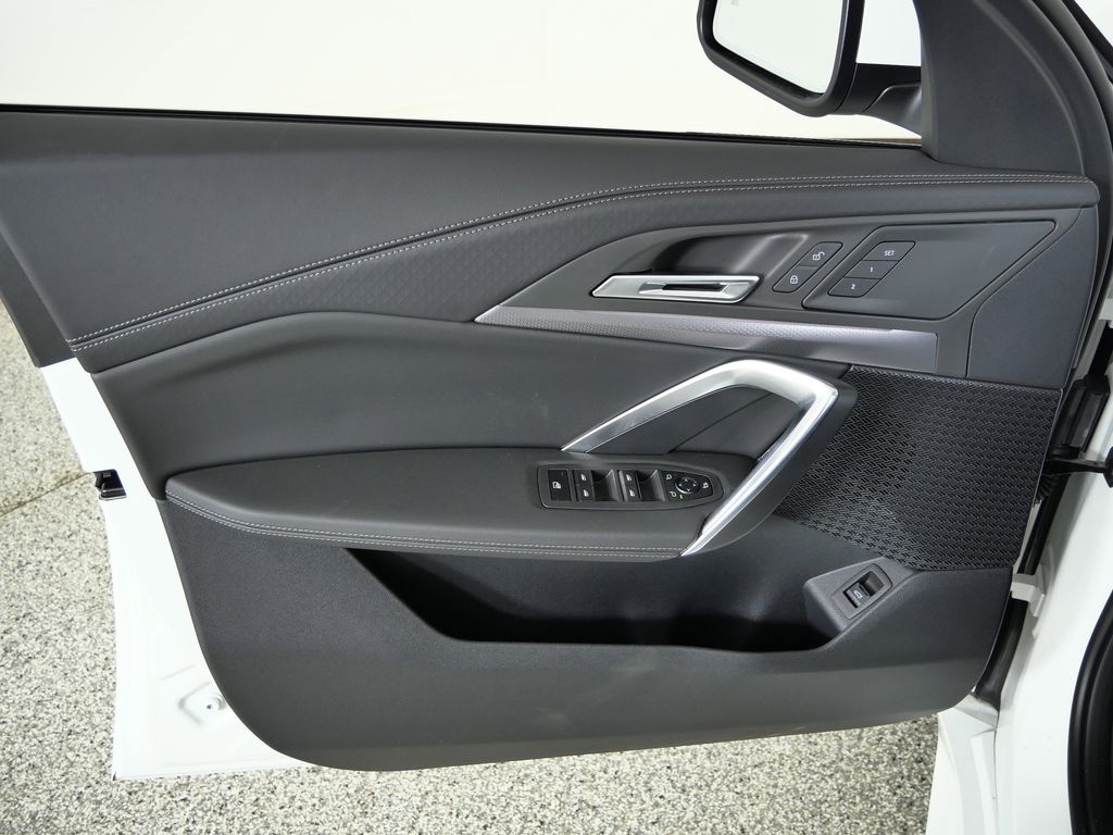 Thumbnail: 2026 BMW X2 - 32