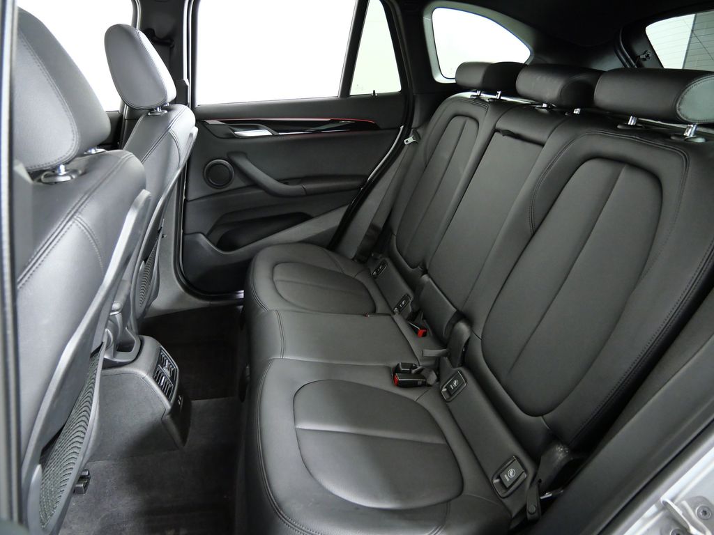 Thumbnail: 2021 BMW X1 - 32