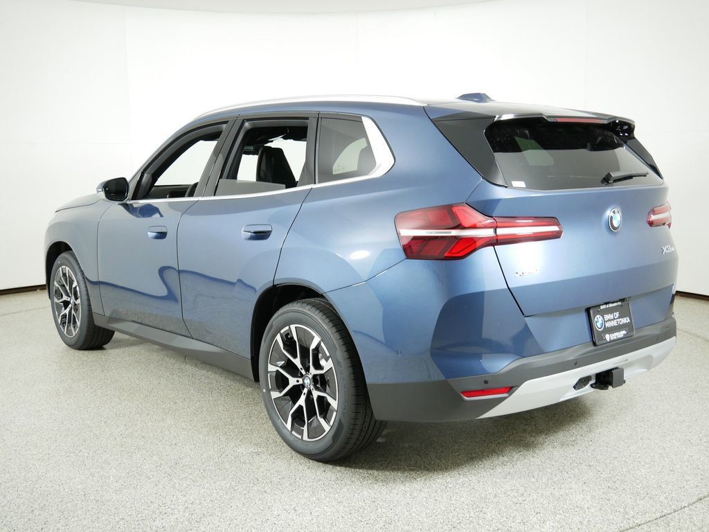 Thumbnail: 2025 BMW X3 - 15