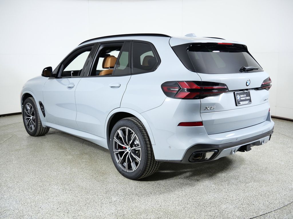 Thumbnail: 2026 BMW X5 - 14