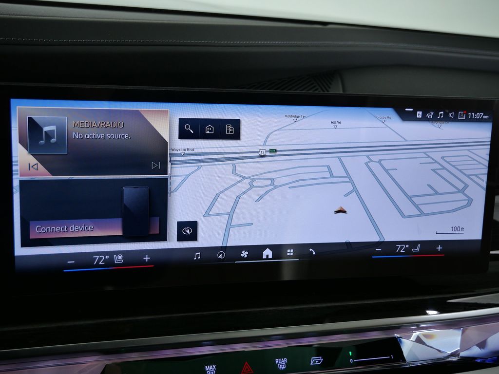 Thumbnail: 2026 BMW 7 Series - 42