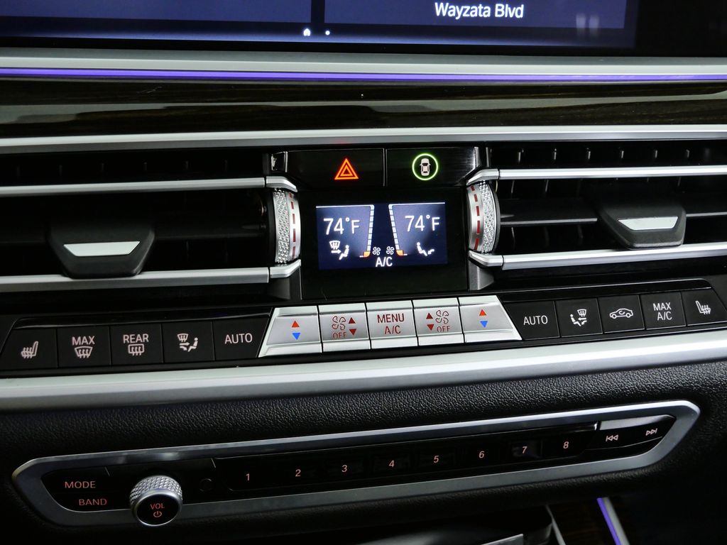 Thumbnail: 2021 BMW X7 - 48