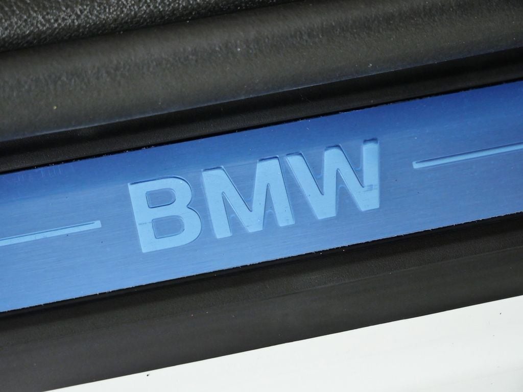 Thumbnail: 2026 BMW 3 Series - 25