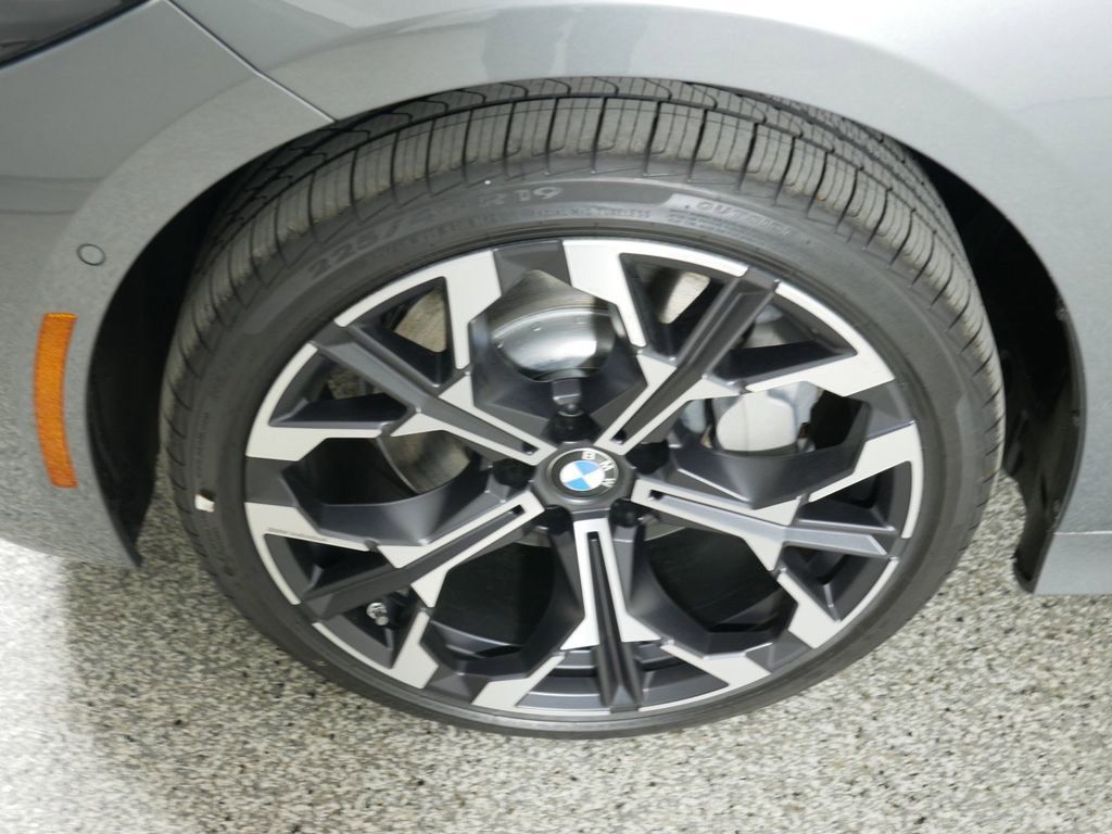 Thumbnail: 2025 BMW 3 Series - 20