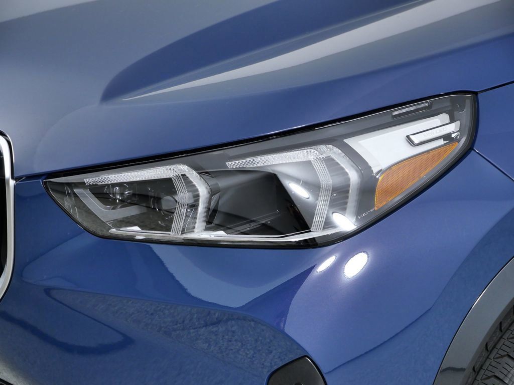 Thumbnail: 2026 BMW X1 - 5