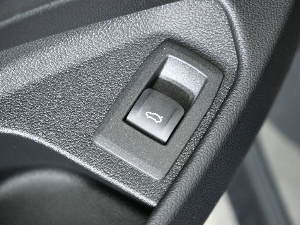 Thumbnail: 2026 BMW 4 Series - 35