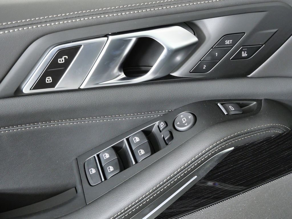 Thumbnail: 2026 BMW X5 - 37