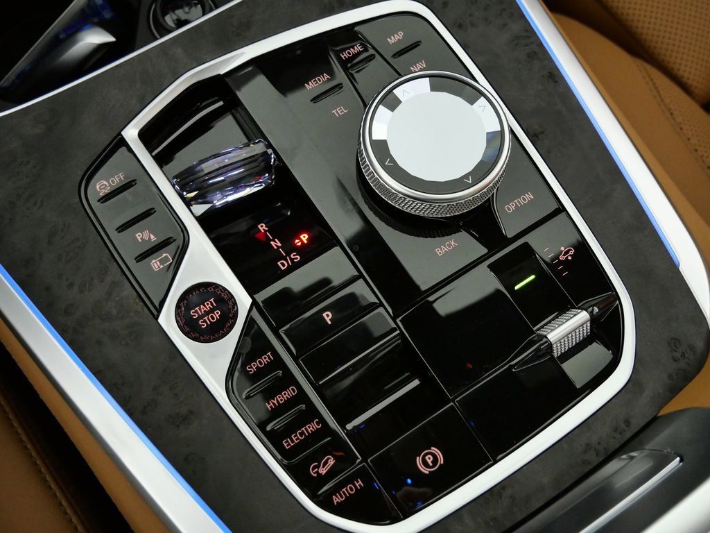 Thumbnail: 2026 BMW X5 - 50