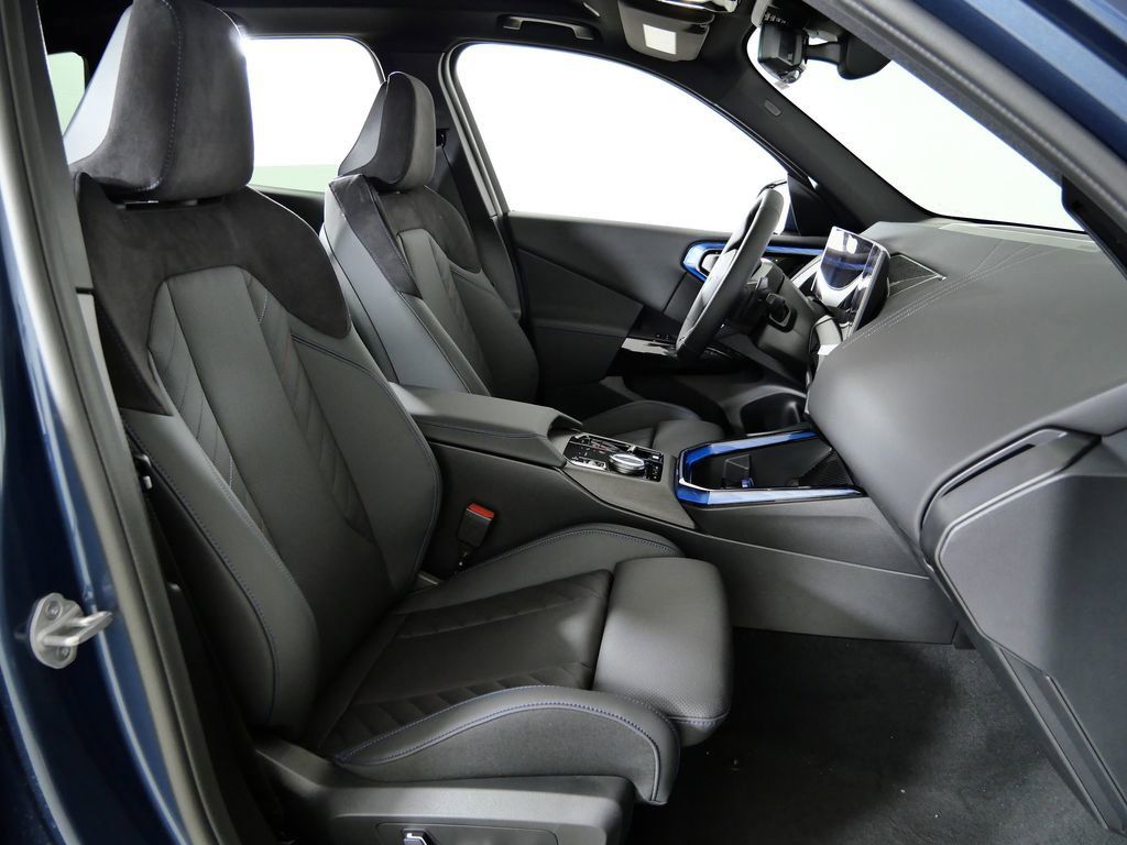 Thumbnail: 2026 BMW X3 - 22