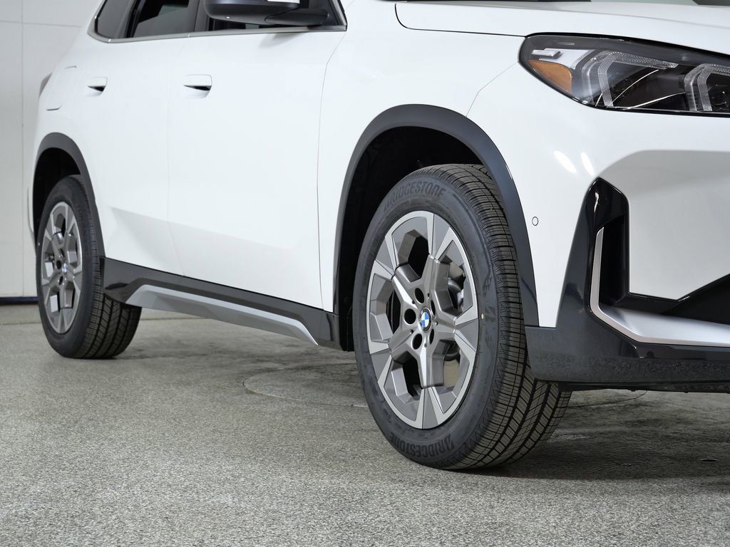 Thumbnail: 2026 BMW X1 - 8