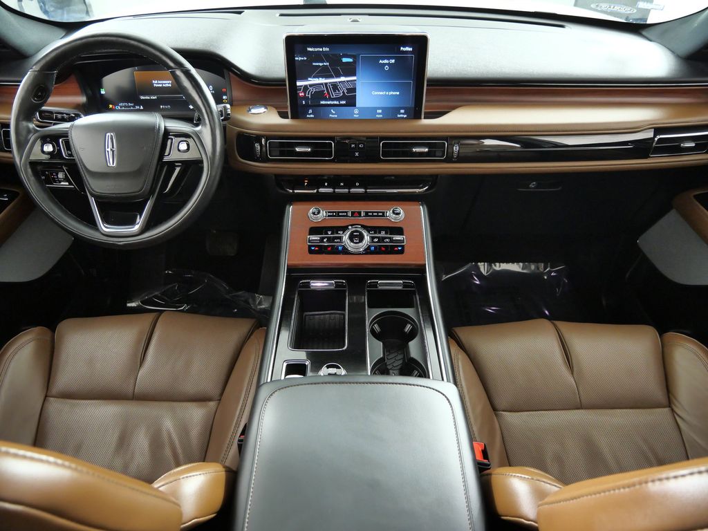 Thumbnail: 2023 Lincoln Aviator - 6