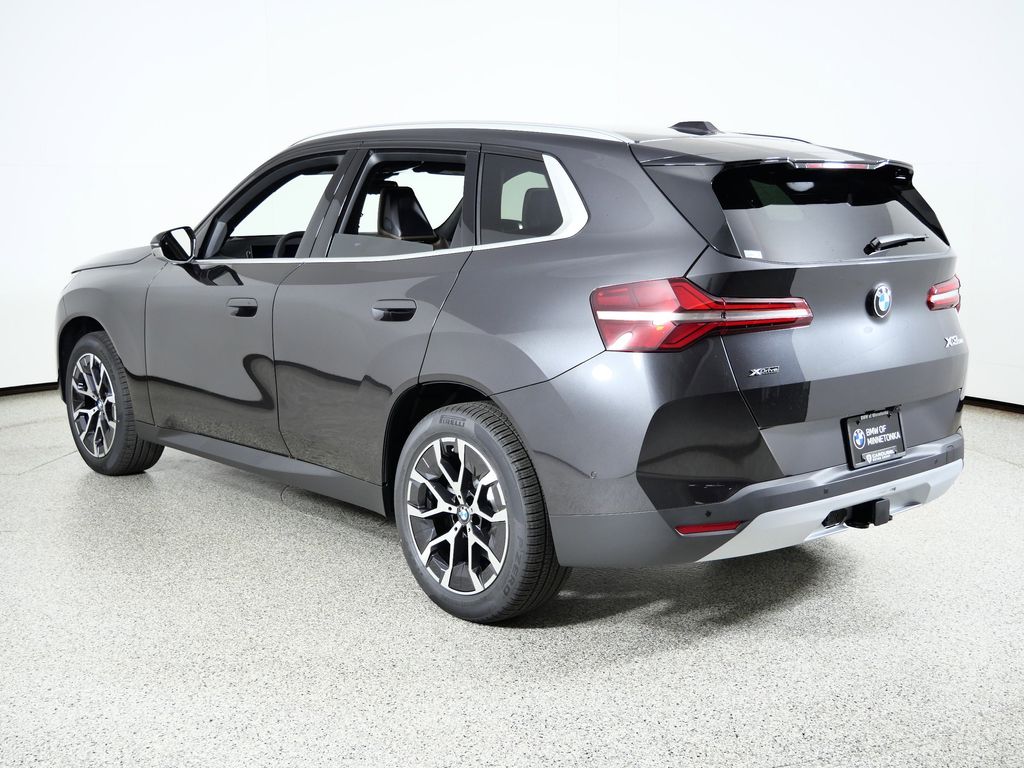 Thumbnail: 2026 BMW X3 - 14