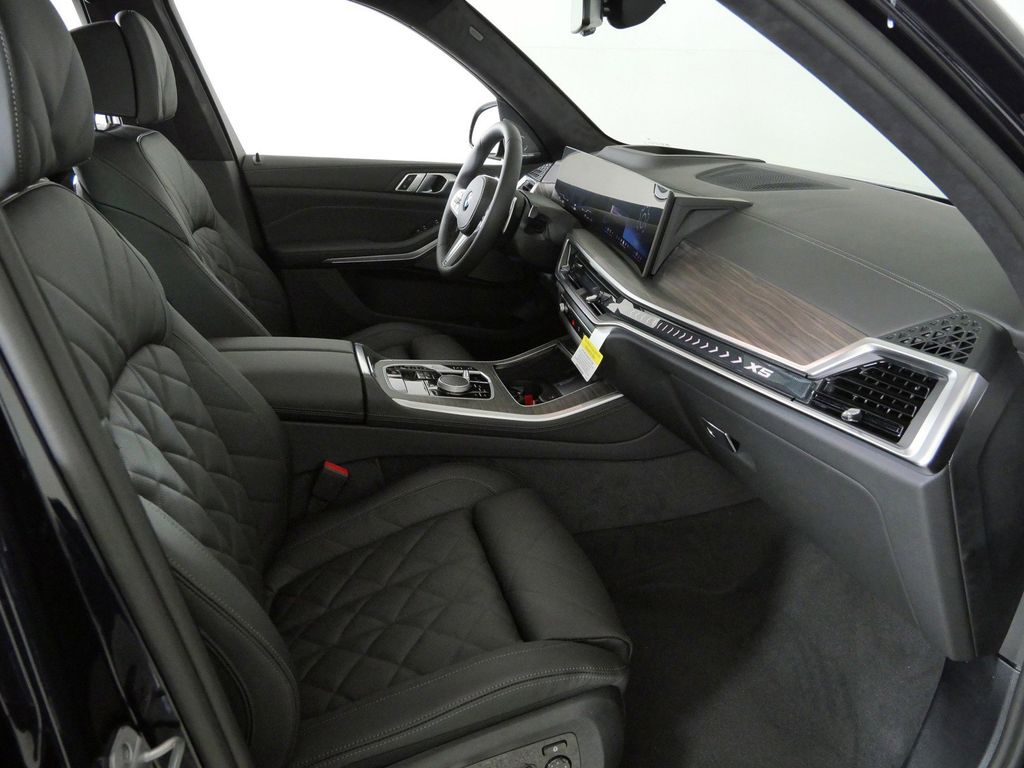 Thumbnail: 2026 BMW X5 - 20