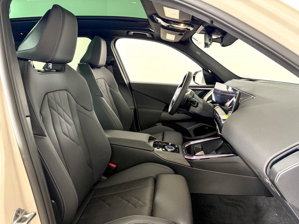 Thumbnail: 2025 BMW X3 - 21