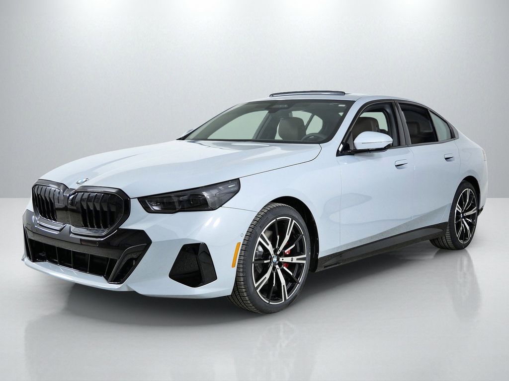 Thumbnail: 2026 BMW 5 Series - 1