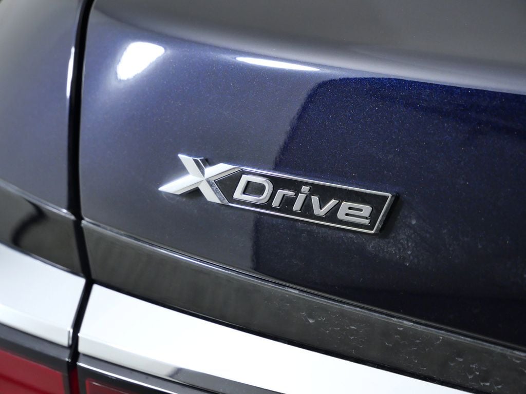 Thumbnail: 2025 BMW 7 Series - 14